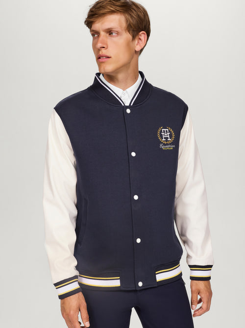 thompson-college-jacke-desert-sky