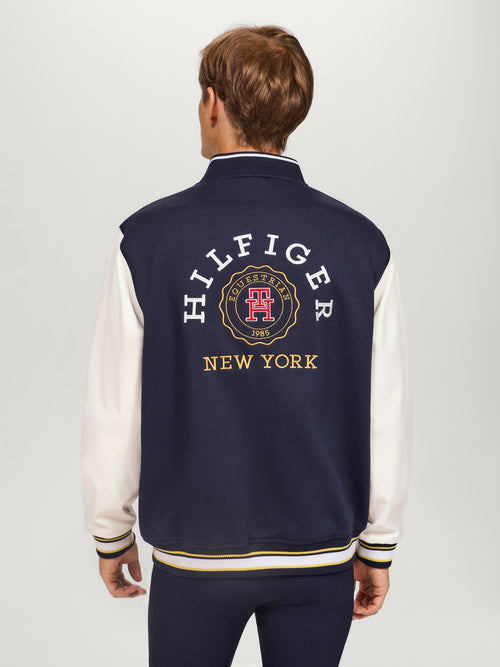 thompson-college-jacke-desert-sky
